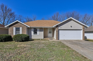 3821 S Leawood Ave, Springfield, MO 65807