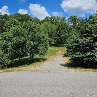 1716 D St, Hannibal, MO 63401
