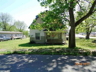 517 A Royal Rd, Piggott, AR 72454