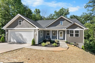 1242 Green Fern Dr, Greenville, SC 29611