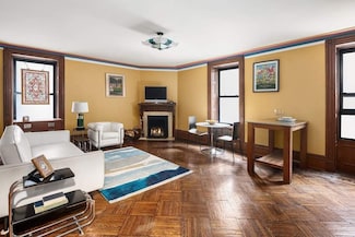 205 W 57th St Unit 8BC, New York, NY 10019