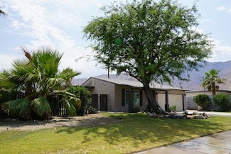 481 W Sunview Ave, Palm Springs, CA 92262