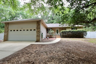 5846 Dogwood Dr E, Crestview, FL 32539