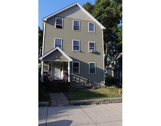 10 May St, Worcester, MA 01610