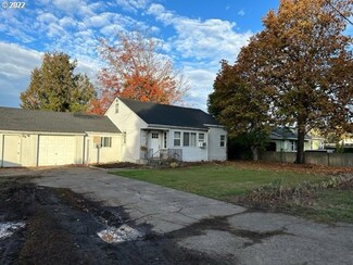 1470 Waite St, Eugene, OR 97402
