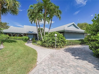 1330 Shorewinds Ln, Vero Beach, FL 32963