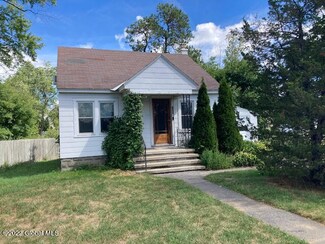 1660 Roselawn Ave, Schenectady, NY 12306