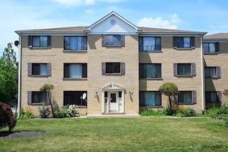 9360 Hamilton Ct Unit A, Des Plaines, IL 60016