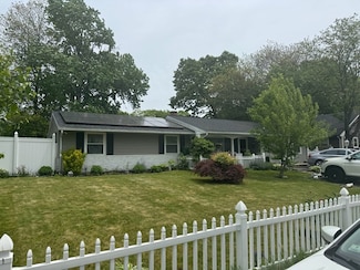 89 Ames Rd, Brockton, MA 02302