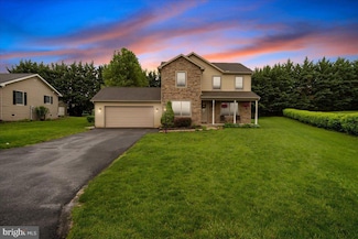 192 Antietam Dr, Waynesboro, PA 17268