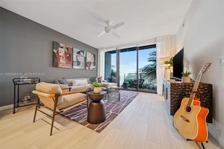 555 NE 8th St Unit 907, Fort Lauderdale, FL 33304