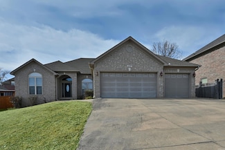 2109 Oakbrook Dr, Sherwood, AR 72120