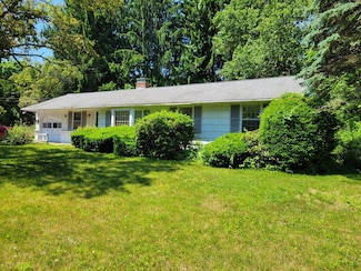 929 Wachusett St, Holden, MA 01520