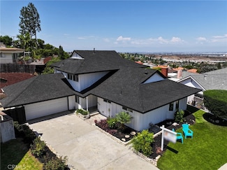 2121 Van Karajan Dr, Rancho Palos Verdes, CA 90275