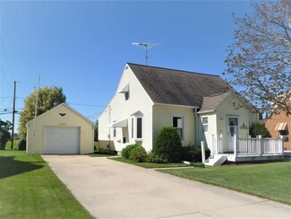 511 Doty St, Waupun, WI 53963