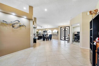 5624 NW 87th Way, Coral Springs, FL 33067