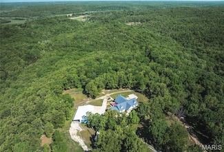 21002 Private Drive 8498, Newburg, MO 65550