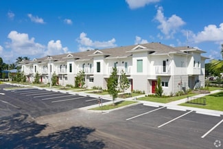 3902 Melaleuca Ln, Lake Worth, FL 33461
