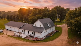 200 Spring View Dr, Edgerton, MN 56128