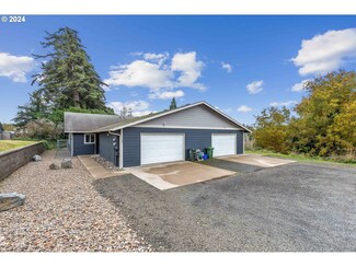 1155 Ohio Ave, North Bend, OR 97459