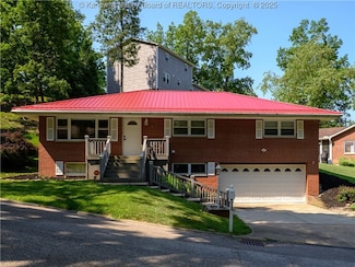 806 Whispering Way, Charleston, WV 25303