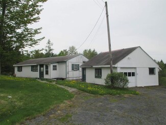 385 North Rd, Lancaster, NH 03584