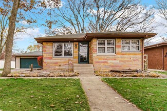 524 Almond St NW, Demotte, IN 46310