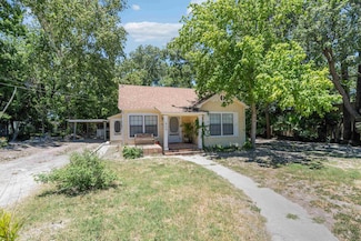 716 E Losoya St, Del Rio, TX 78840