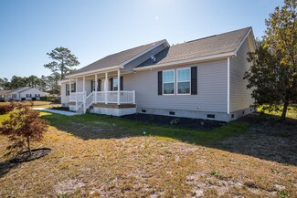 127 Nicks Ave, Newport, NC 28570