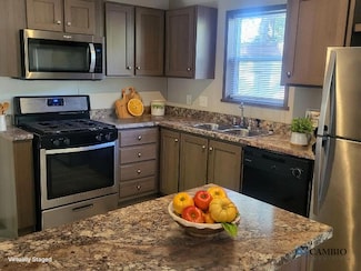 2701 Huizenga St Unit 66, Norton Shores, MI 49444