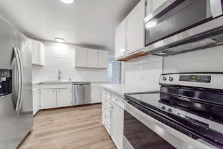 207 W Saunders St, League City, TX 77573