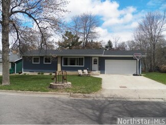 520 Maple St, Dassel, MN 55325