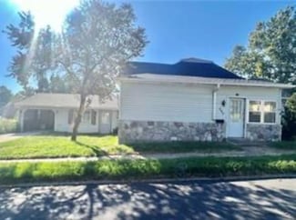 524 N Walnut St, Maryville, MO 64468