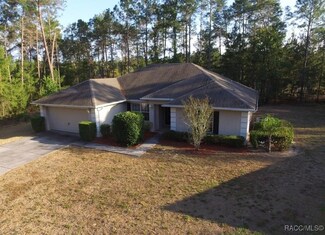 12 Bellis Ct, Homosassa, FL 34446