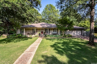 2423 Shenandoah Valley Dr, Little Rock, AR 72212
