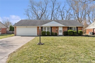 4393 Hillcrest Dr, Bellbrook, OH 45305