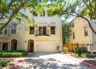 3515 Yupon St, Houston, TX 77006