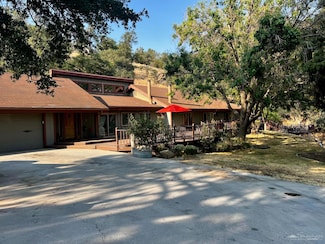 29670 Skyline Dr, Tehachapi, CA 93561