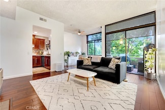 484 E California Blvd Unit 44, Pasadena, CA 91106