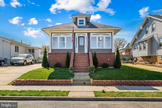 26 S Cedar Ave, Maple Shade, NJ 08052