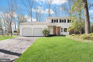 3 Timber Hill Dr, Blackwood, NJ 08012