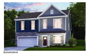 418 Stonewall Jackson Blvd, Staunton, VA 24401