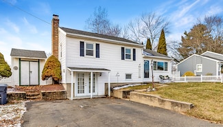 32 Minthal Dr, Southington, CT 06489