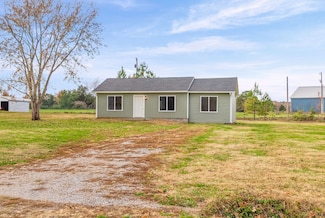 225 Military Rd, Herndon, KY 42236