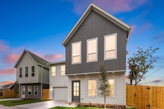 751 Dumble St, Houston, TX 77023
