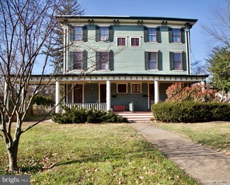 310 Warwick Rd, Haddonfield, NJ 08033