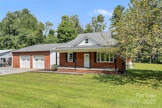 194 Virginia Dr, Marion, NC 28752