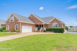 512 Shell Dr, Kure Beach, NC 28449