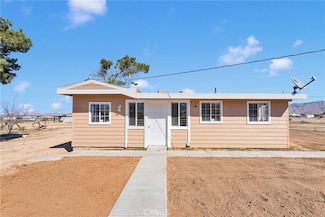 23136 Wren St, Apple Valley, CA 92308