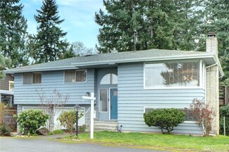 8121 7th Ave SW, Seattle, WA 98106